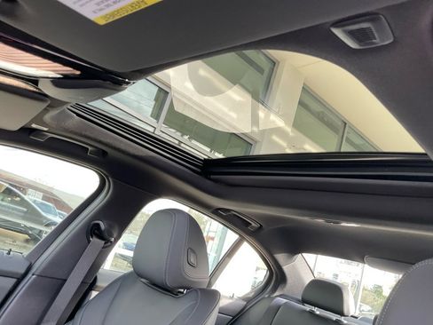 New 2026 BMW 330i xDrive Sedan w/ M Sport Package image 21