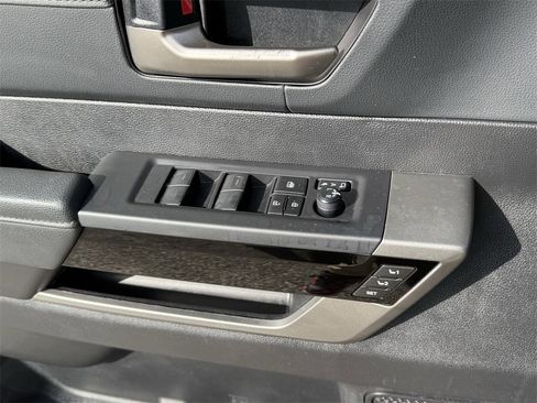 Used 2023 Toyota Tundra Limited image 20