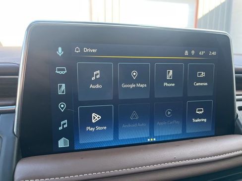 Used 2023 Chevrolet Suburban High Country w/ Advanced Technology Package image 21