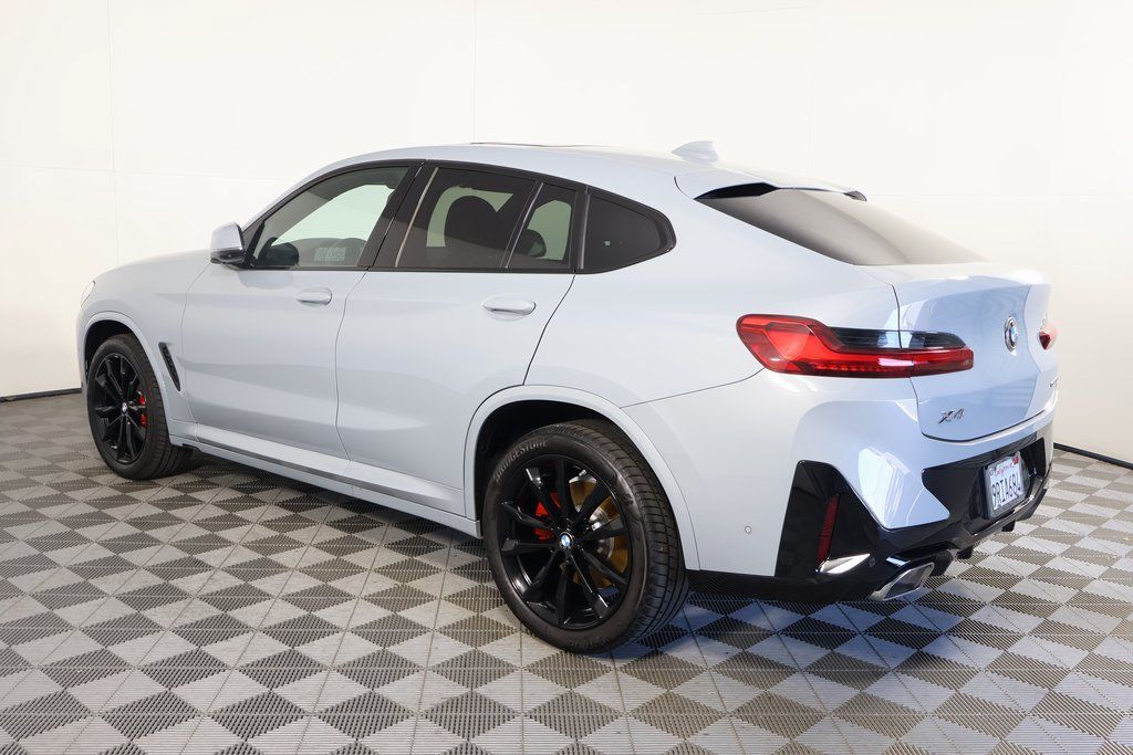 Used 2025 BMW X4 xDrive30i w/ Premium Package AWD/4WD image 6