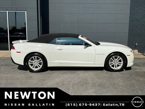 Used 2015 Chevrolet Camaro LT RWD image 5