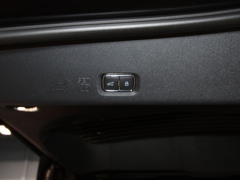 New 2026 Ford Expedition Tremor image 38