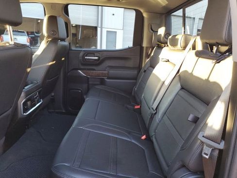 Used 2021 GMC Sierra 1500 Denali w/ Denali Ultimate Package image 11