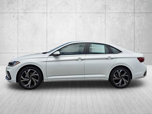 New 2026 Volkswagen Jetta SEL FWD image 7