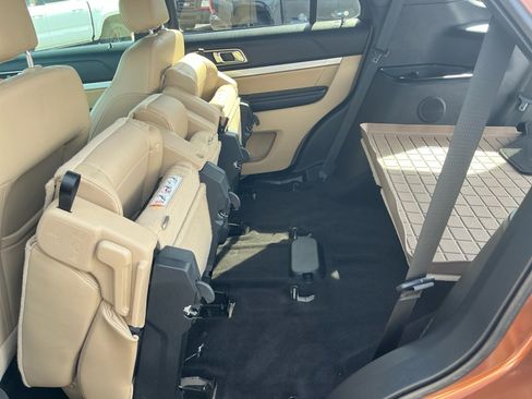 Used 2017 Ford Explorer XLT w/ Equipment Group 202A image 31