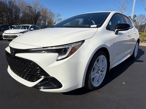 New 2026 Toyota Corolla SE image 7