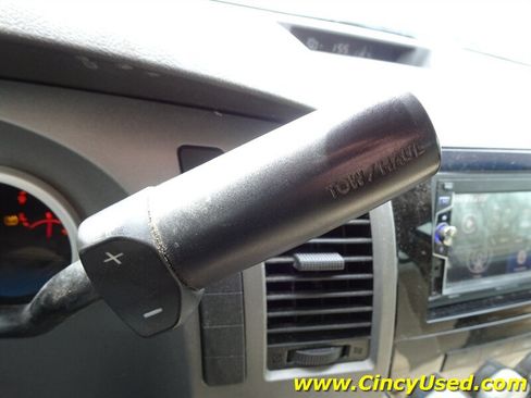 Used 2011 Toyota Tundra 4x4 Double Cab image 16