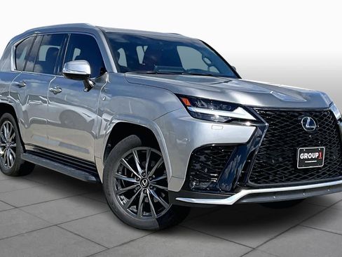 Used 2024 Lexus LX 600 F Sport image 3
