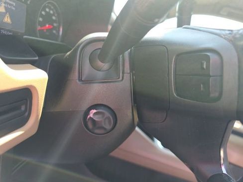 Used 2021 Chevrolet Tahoe Premier image 26