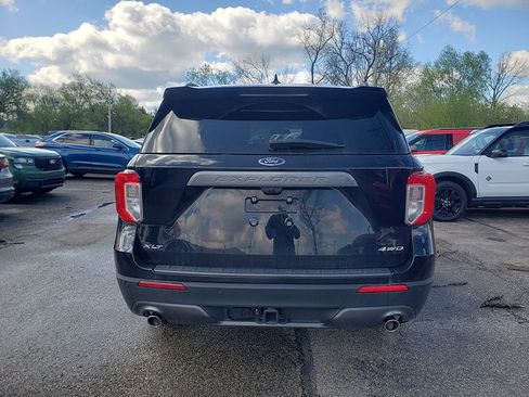 Used 2023 Ford Explorer XLT w/ Equipment Group 202A AWD/4WD image 4