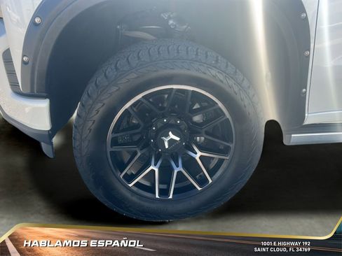 Used 2021 Chevrolet Silverado 1500 High Country image 10