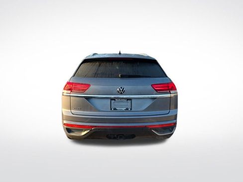 Used 2023 Volkswagen Atlas Cross Sport SE w/ Black Wheel Package image 7