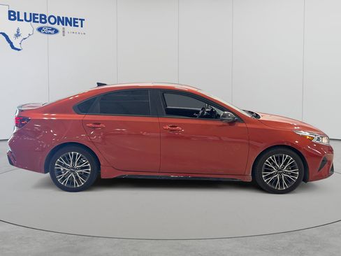 Used 2024 Kia Forte GT-Line w/ GT-Line Premium Package FWD image 4