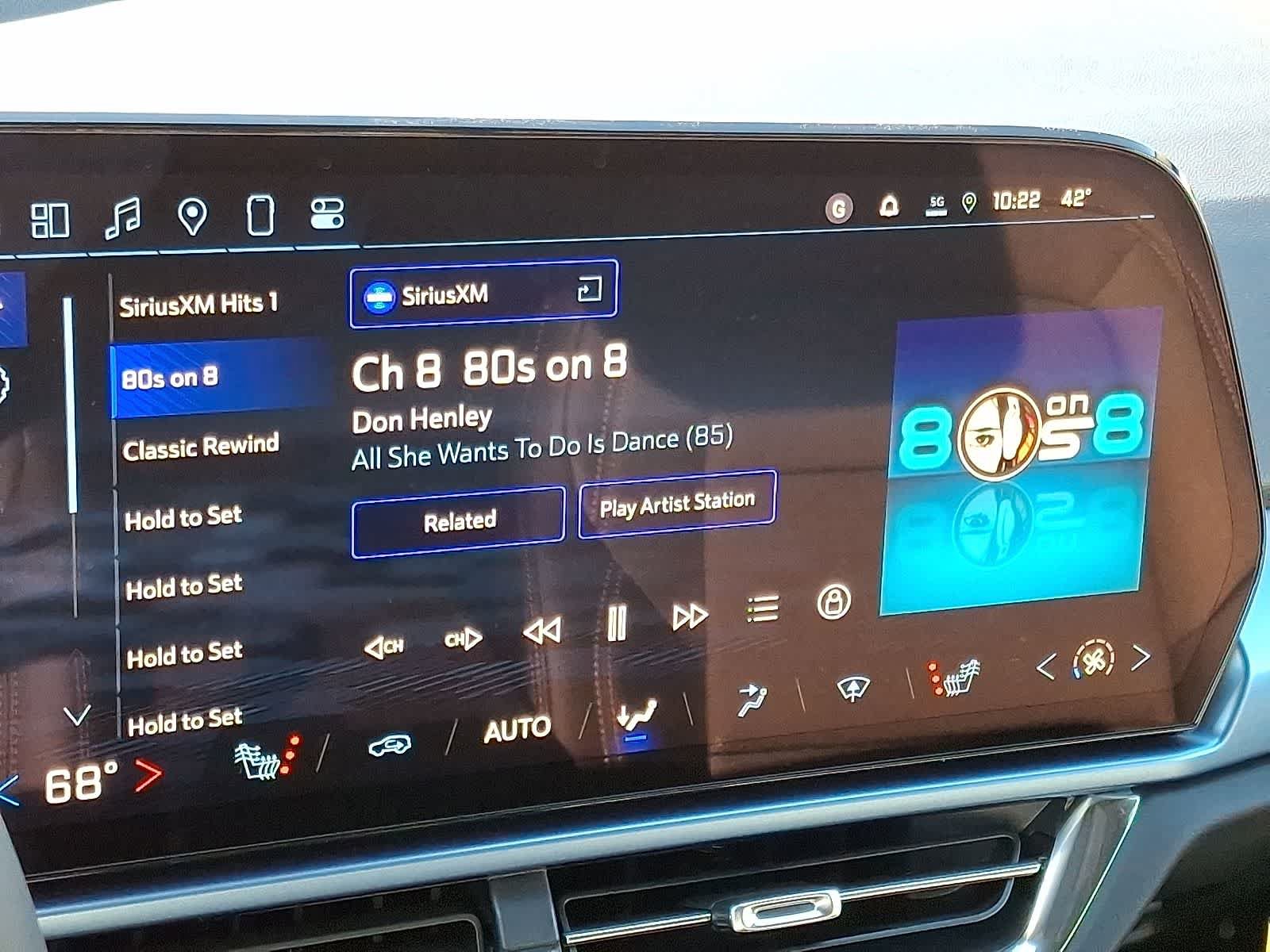 New 2025 Chevrolet Equinox EV LT FWD image 11