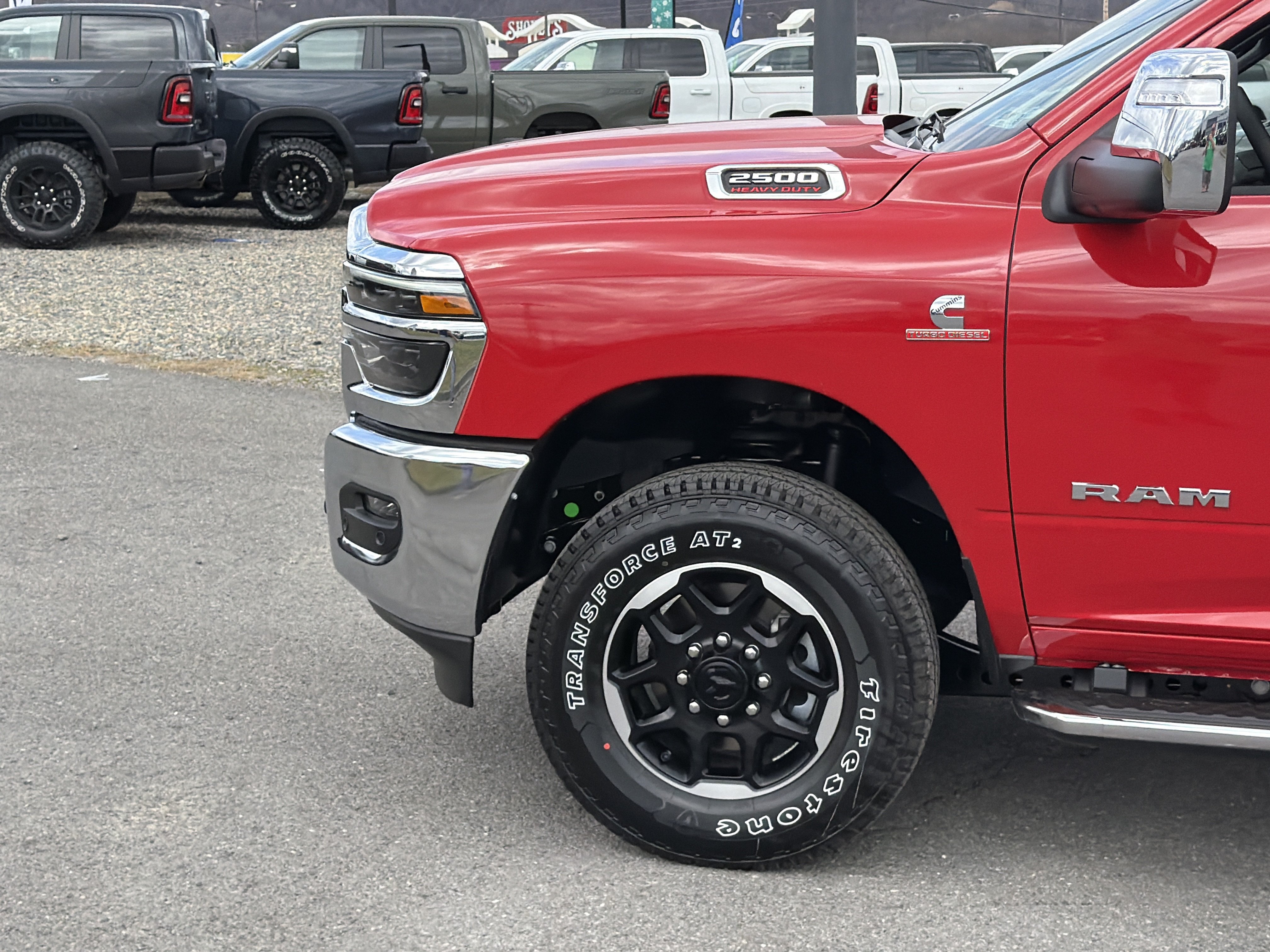 New 2026 RAM 2500 Laramie AWD/4WD image 11