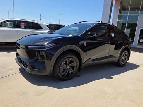 New 2026 Toyota C-HR AWD/4WD image 3