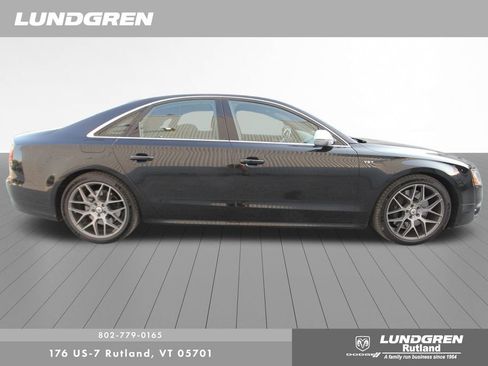 Used 2013 Audi S8 AWD/4WD image 3