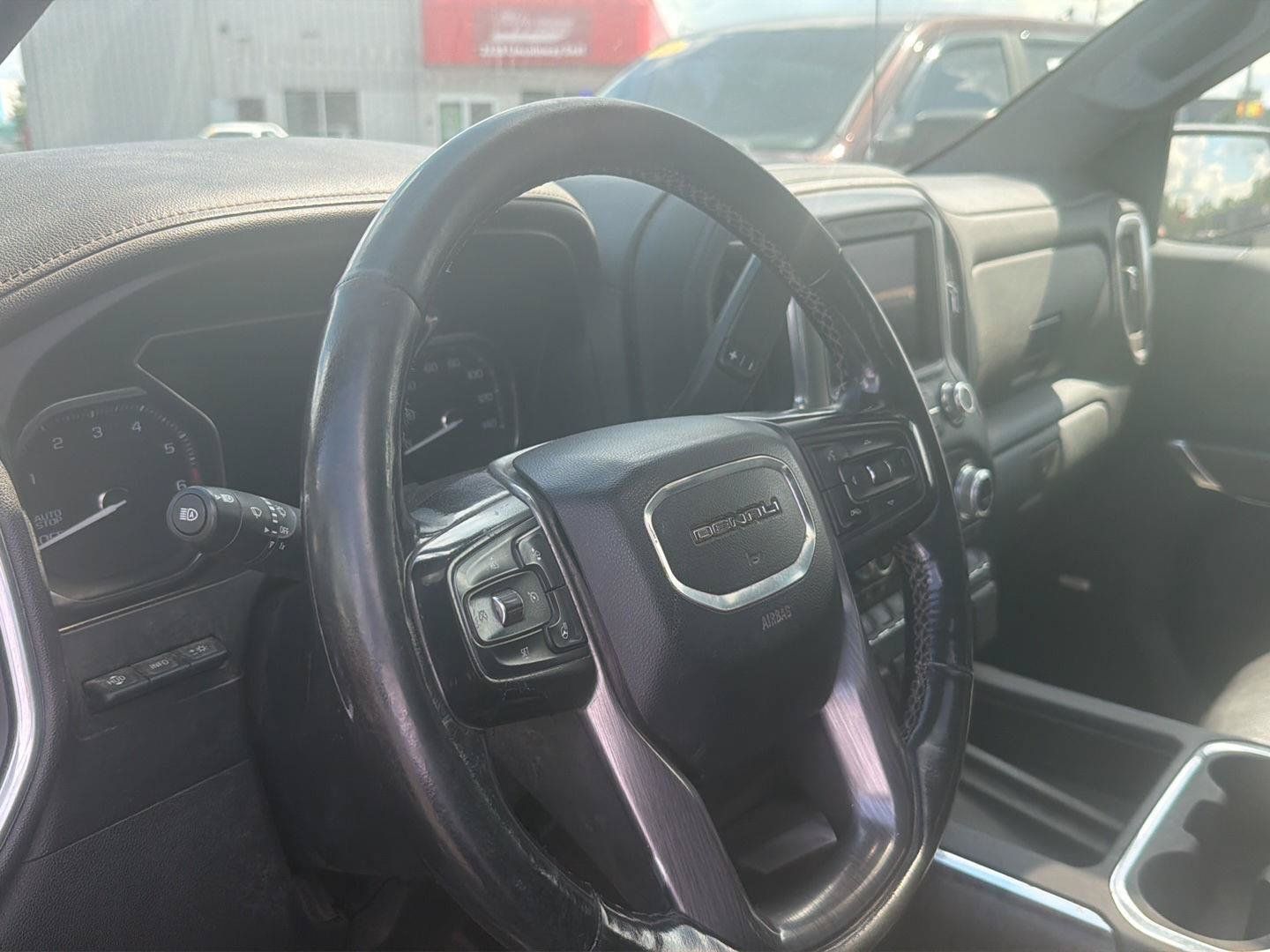 Used 2019 GMC Sierra 1500 Denali w/ Denali Ultimate Package AWD/4WD image 25