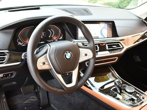Used 2021 BMW X7 xDrive40i w/ Premium Package 2 image 42