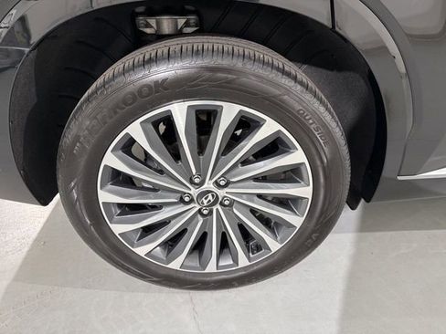 Used 2025 Hyundai Palisade Calligraphy image 15