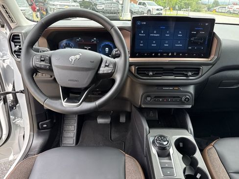 Used 2025 Ford Bronco Sport Outer Banks w/ Outer Banks Tech Package+ AWD/4WD image 22