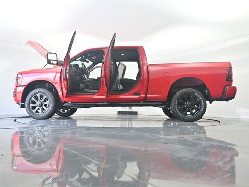 Used 2026 RAM 2500 Big Horn AWD/4WD image 37