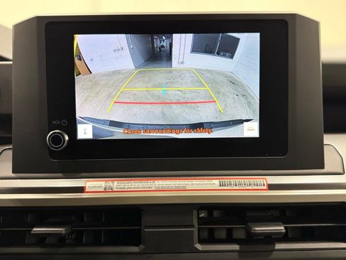 Used 2025 Toyota Tacoma TRD Off-Road image 25