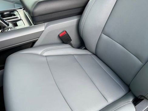 New 2025 Ford F150 Lightning Flash AWD/4WD image 16