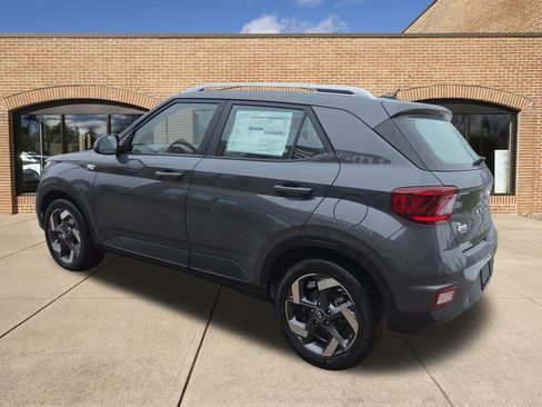 New 2026 Hyundai Venue SEL image 6