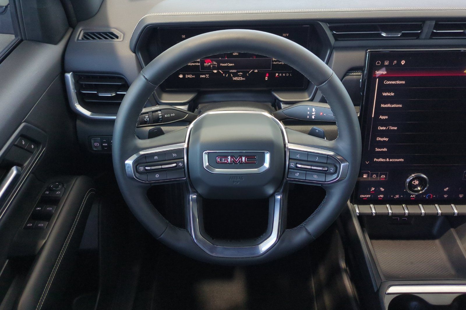Used 2025 GMC Terrain Elevation AWD/4WD image 15