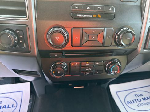 Used 2018 Ford F150 XLT w/ XTR Package image 36