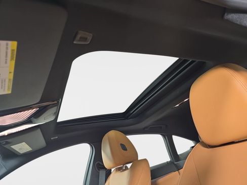 Used 2023 BMW i4 eDrive35 RWD image 33