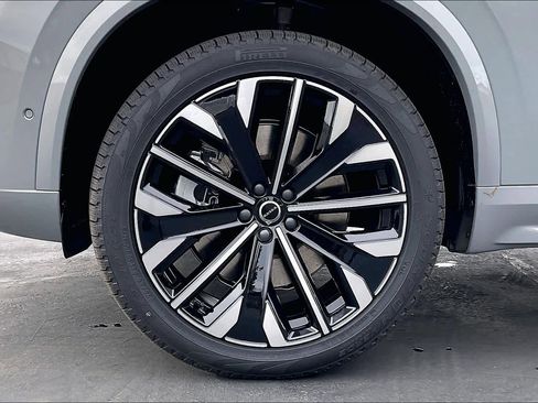 New 2026 Volvo XC90 T8 Ultra image 14