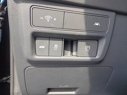 Used 2022 Hyundai Sonata Limited w/ Preferred Accessory Package image 37