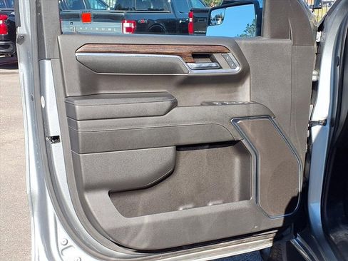 Used 2024 GMC Sierra 1500 SLE image 26