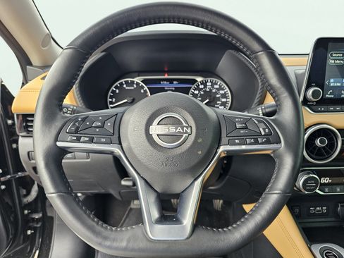 Used 2024 Nissan Sentra SV w/ SV Premium Package FWD image 19