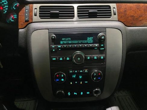 Used 2013 GMC Sierra 2500 SLT w/ SLT Convenience Package AWD/4WD image 18