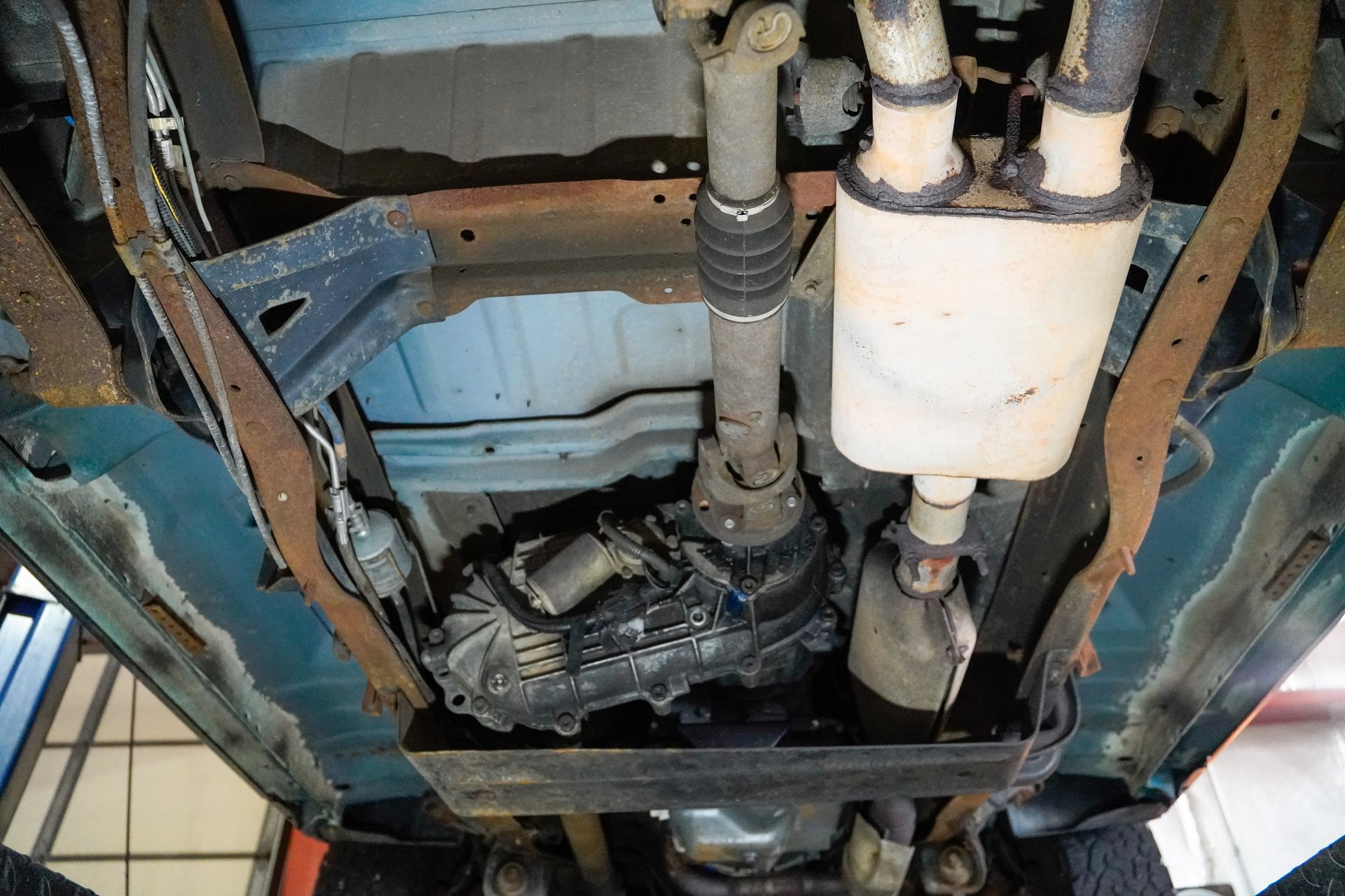 Used 1993 Ford Bronco Custom AWD/4WD image 20