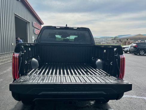 Used 2025 Toyota Tundra Platinum image 6