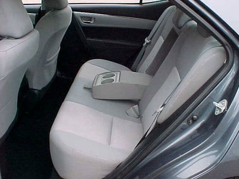 Used 2015 Toyota Corolla LE w/ Body Protection Package #1 FWD image 10