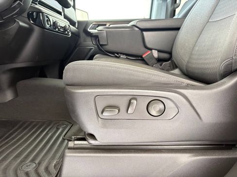 Used 2023 Chevrolet Silverado 1500 LT AWD/4WD image 29