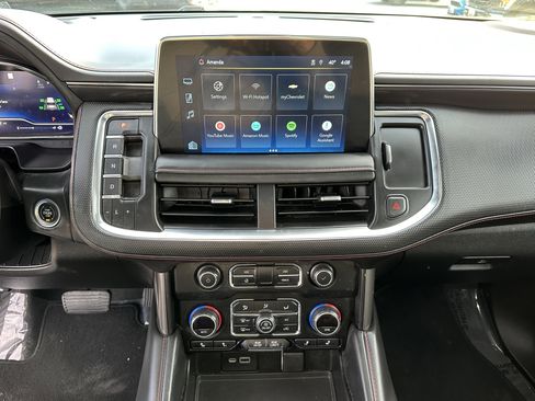 Used 2022 Chevrolet Suburban RST w/ Luxury Package image 19