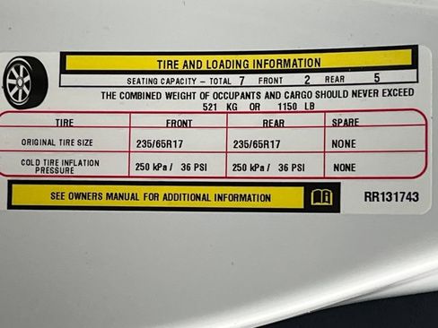 Used 2024 Chrysler Pacifica Touring-L image 79