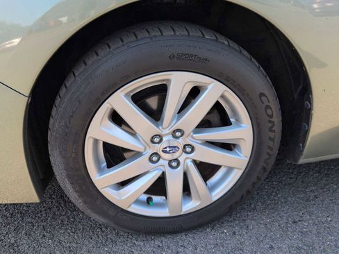 Used 2015 Subaru Impreza 2.0i Premium AWD/4WD image 14