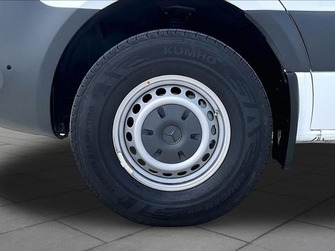 Certified 2025 Mercedes-Benz Sprinter 2500 image 11