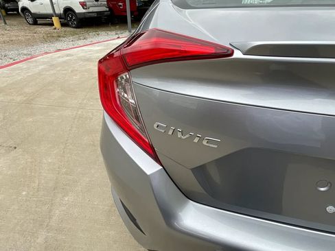 Used 2017 Honda Civic LX image 28