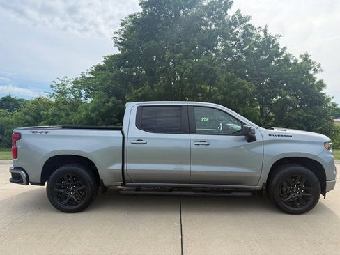 Used 2025 Chevrolet Silverado 1500 RST w/ Dark Appearance Package AWD/4WD image 2