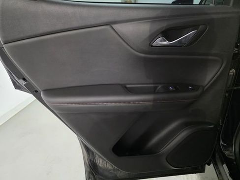 Certified 2022 Chevrolet Blazer RS w/ Enhanced Convenience Package image 28