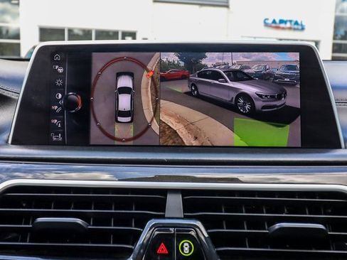 Used 2017 BMW 750i xDrive image 15