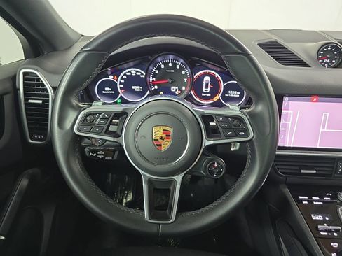 Certified 2021 Porsche Cayenne Coupe image 14
